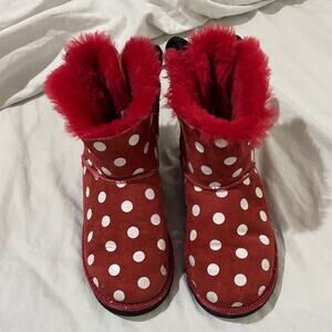 Ugg 2 Disney collab Minnie Mouse Polka Dot Red Kids Boots with big bow nwt